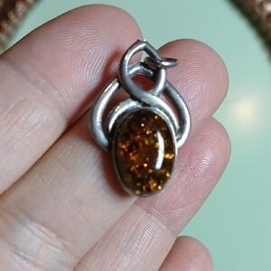 🍀Green Amber Celtic Knot Pendant Silver Tone Magical Witchy Vibes🍀